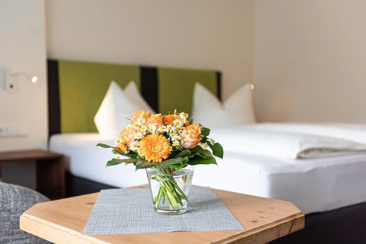 Wohlfühlhotel Frohsinn Fischen im Allgäu 3*,