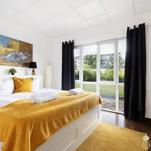https://pineapple-apartments-dresden-mitte.dresdenhotels.net